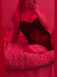 Honey OnlyFans profile