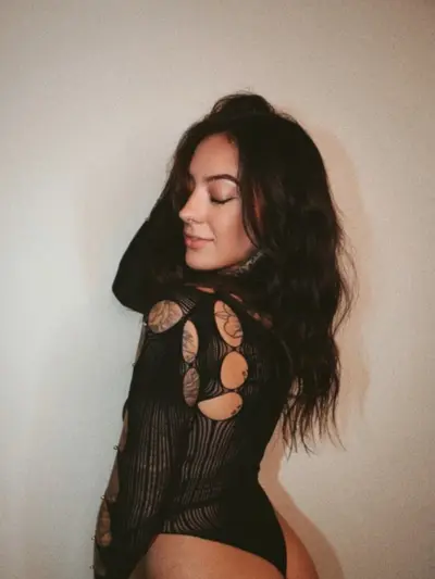 tatted barista