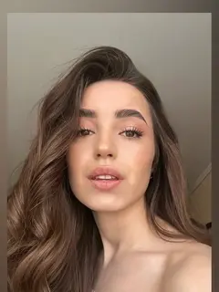 Libi Azar - 18 😻