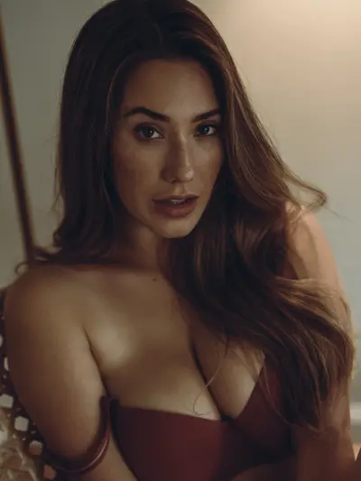 Eva Lovia Free