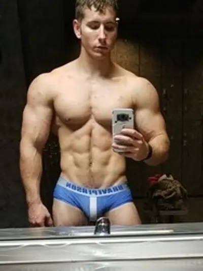 Hotmuscles6t9