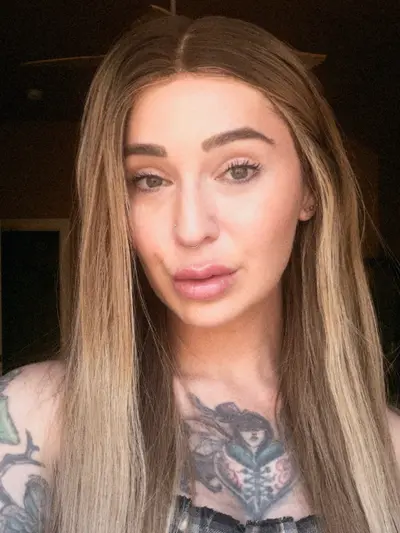 Kleio Valentien 🖤