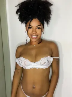 Paola🖤Ebony queen👑 OnlyFans profile