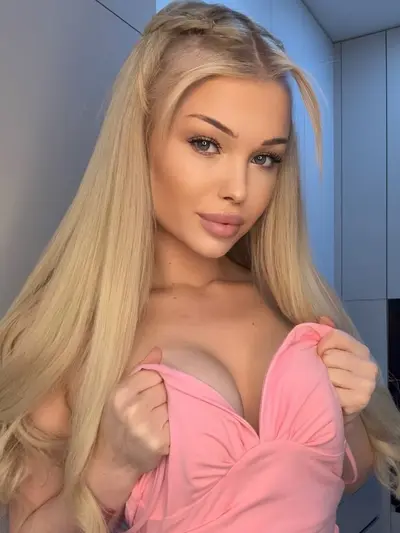 𝗟𝗮𝘂𝗿𝗲𝗻 💗